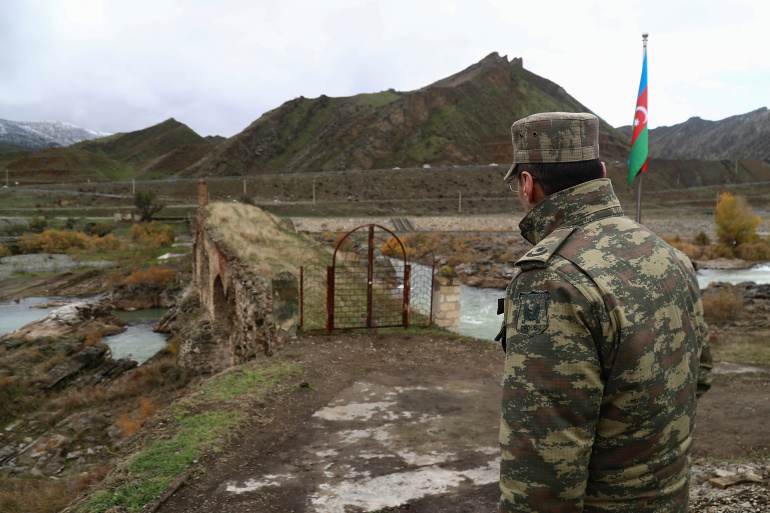 Nagorno-Karabaj: Azerbaiyán informa un muerto en ataque armenio