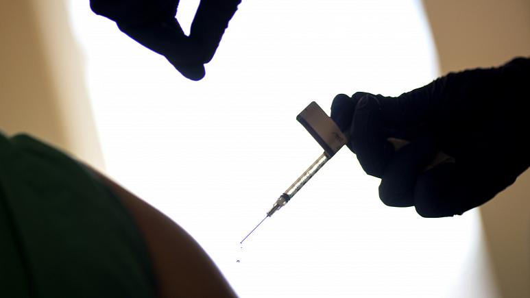 UE planea comenzar la vacunación Covid-19 el 27 de diciembre