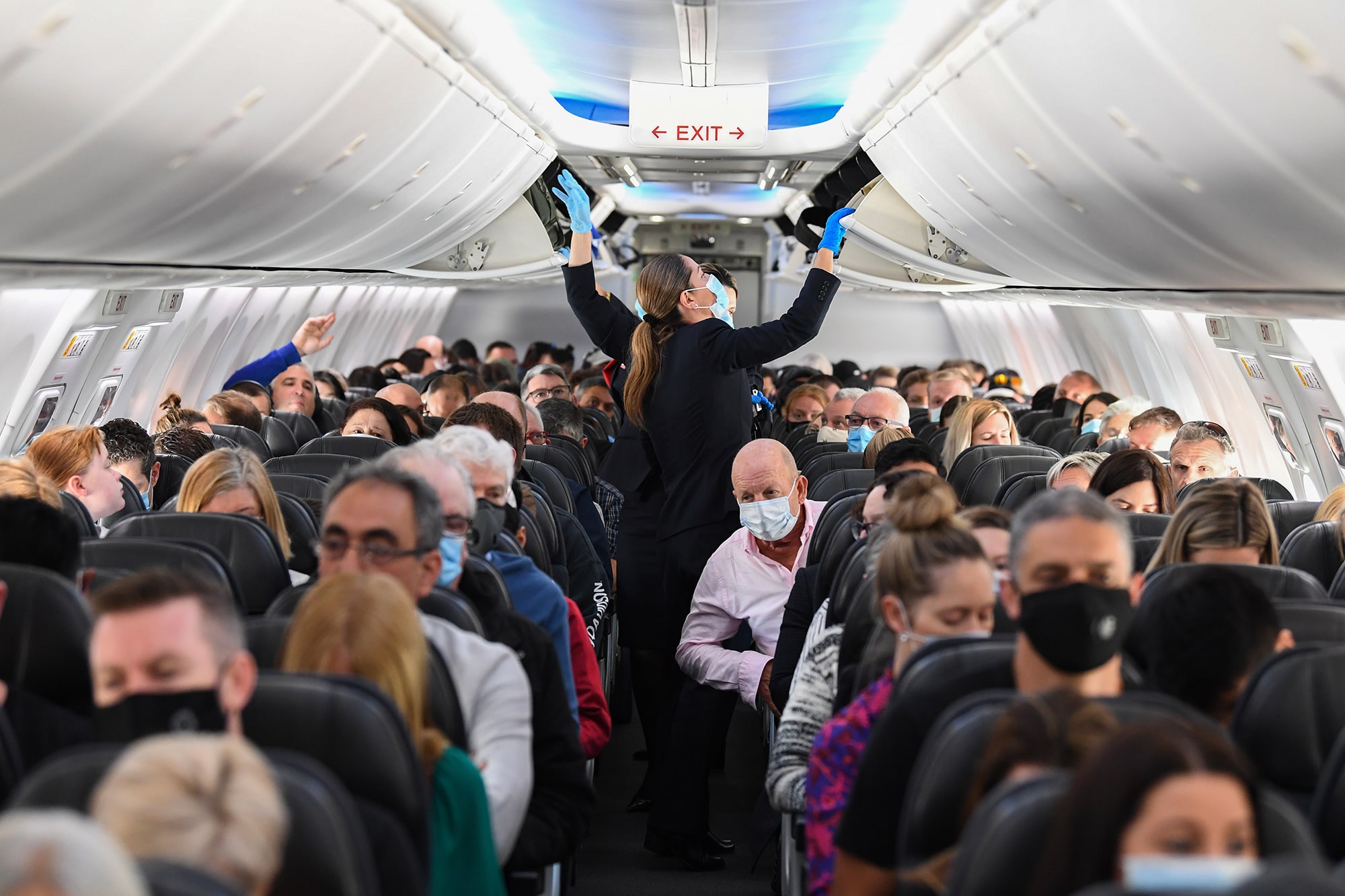 EEUU: La CDC exige el uso de mascarillas en aviones y transporte público