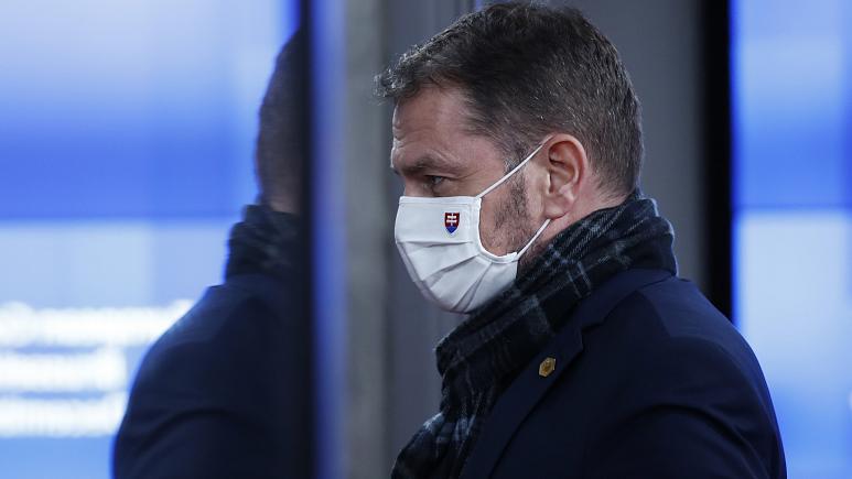 Renuncia el primer ministro de Eslovaquia tras escándalo con la vacuna Sputnik V