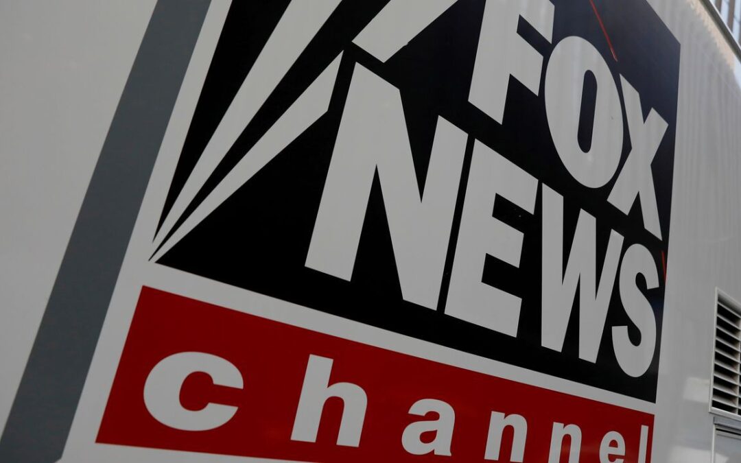 Fox News demandada por $1.6 mil millones luego de reclamos electorales de 2020