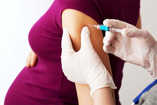 Vacuna de Janssen será útil en mujeres embarazadas y lactantes