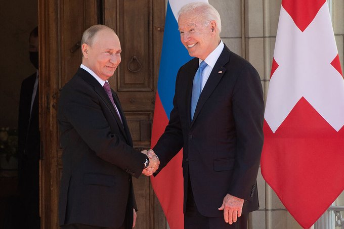 Kremlin aseguró que primera reunión entre Putin y Biden se extendió por casi dos horas
