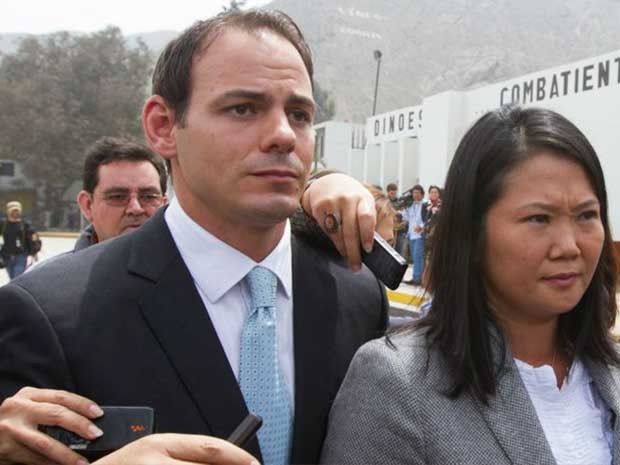 Perú: Fiscalía allana e incauta dos propiedades del esposo de Keiko Fujimori