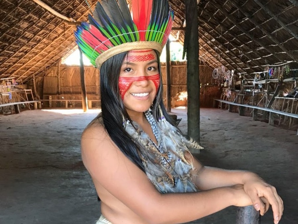 Cunhaporanga: la indígena brasileña que es viral en TikTok mostrando sus costumbres