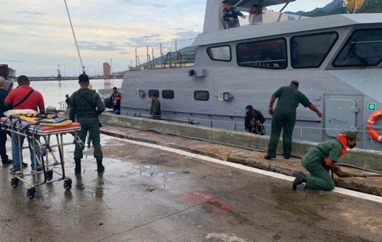 Autoridades continúan la búsqueda de los desaparecidos durante naufragio en La Tortuga