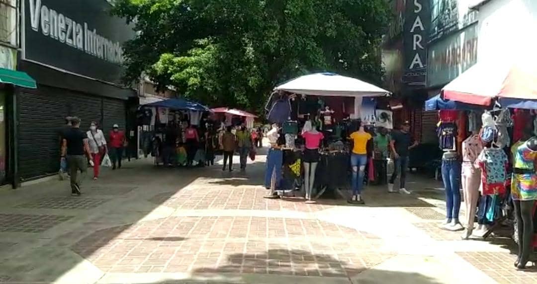 La economía informal gana terreno en Margarita debido a los bajos sueldos