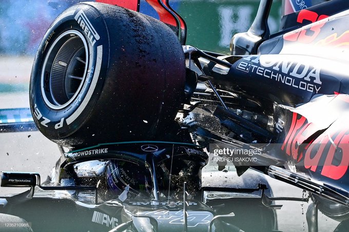 Estas fueron las reacciones de Verstappen y Hamilton tras el terrible accidente: “sentí cómo aterrizó sobre mi cabeza”