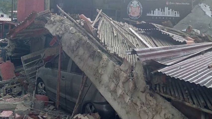 Caracas: Desplome del techo de reconocido restaurante en Baruta dejó un herido