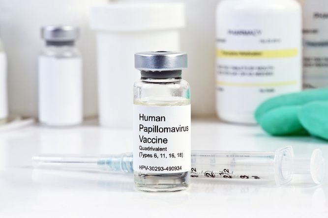 Vacuna contra el VPH reduce hasta 87% el riesgo de cáncer de cuello de útero