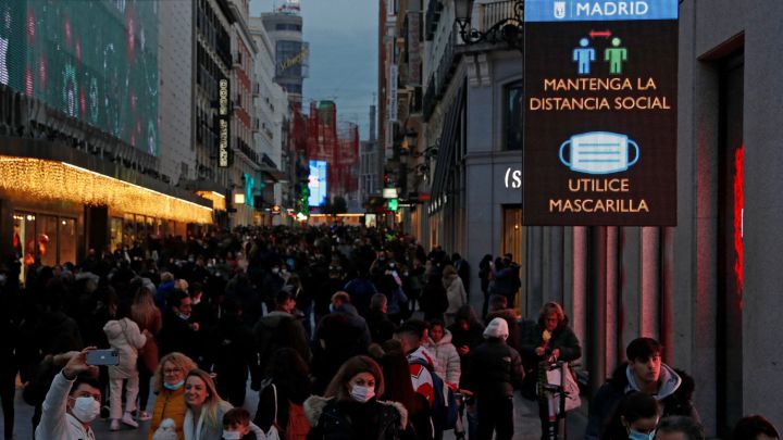 España: Limitará las celebraciones de fin de año para frenar la pandemia