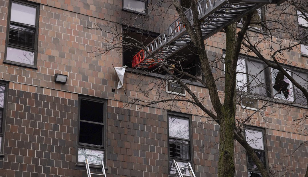 Nueva York: Al menos nueve niños muertos tras un gran incendio en una zona residencial