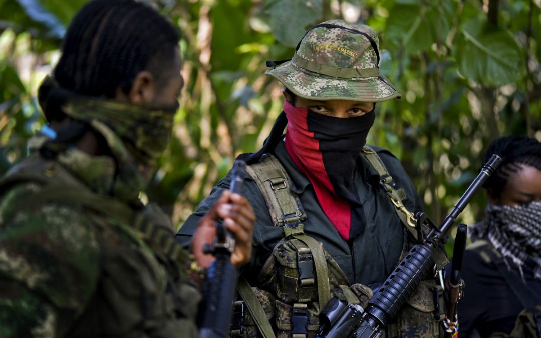 Colombia alerta sobre el riesgo de reclutamiento de menores tras choques entre las guerrillas del ELN y las FARC