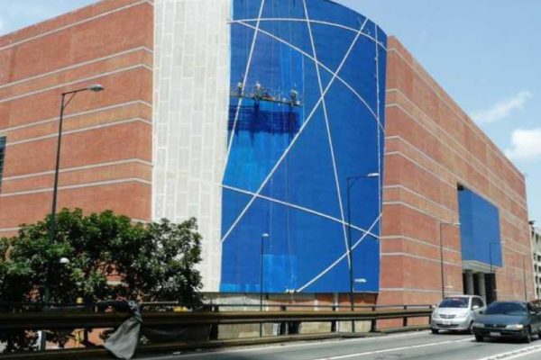 Constructora Sambil recuperó su centro comercial en La Candelaria en Caracas