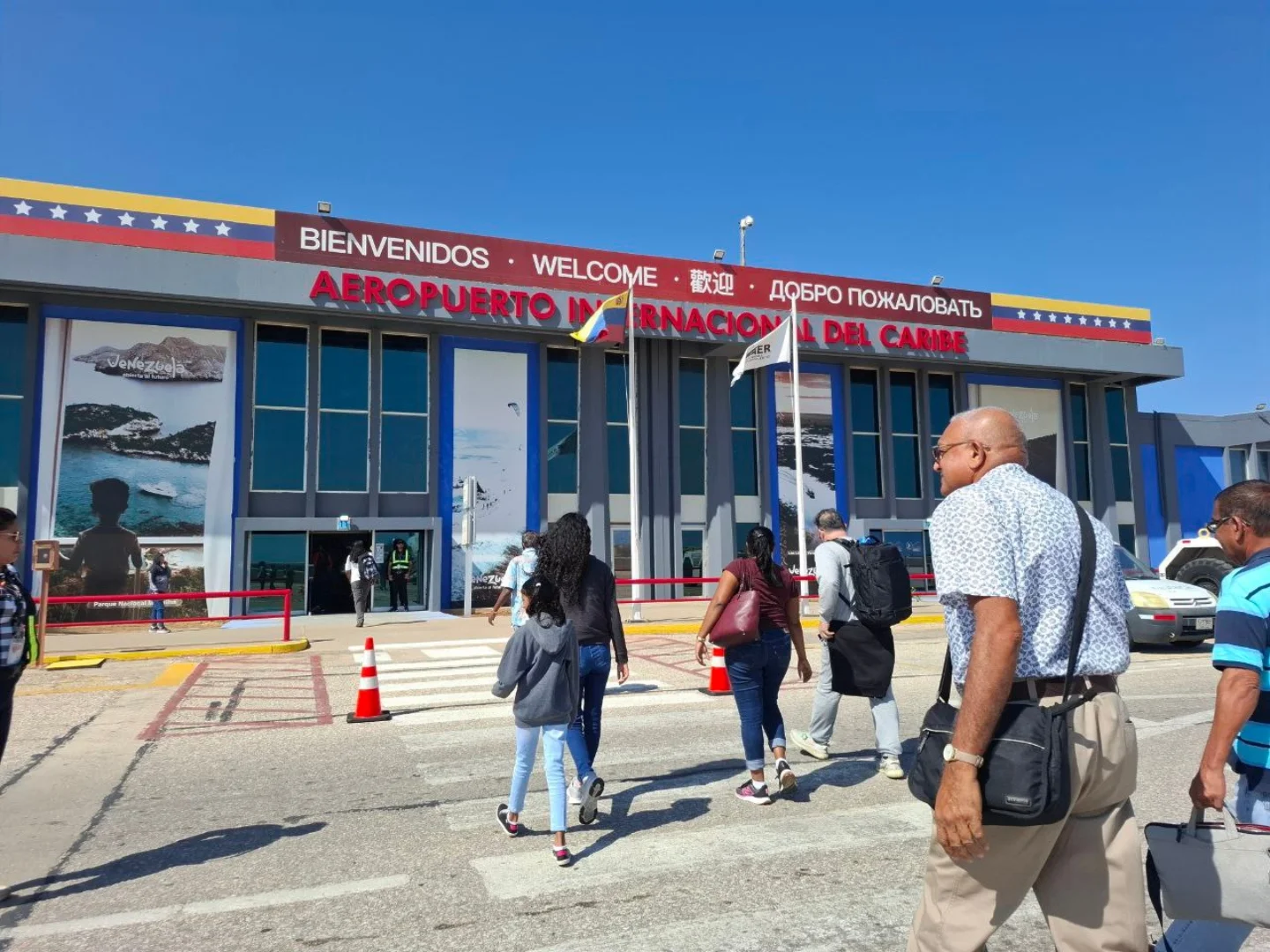 Vuelos de Bogotá a Porlamar @baer_ve