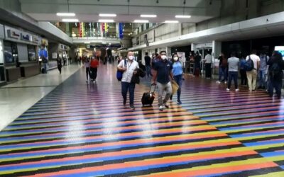 Saliste de Venezuela sin sellar el pasaporte: el SAIME estableció un pago de 50 dólares para regularizar tu entrada al regresar
