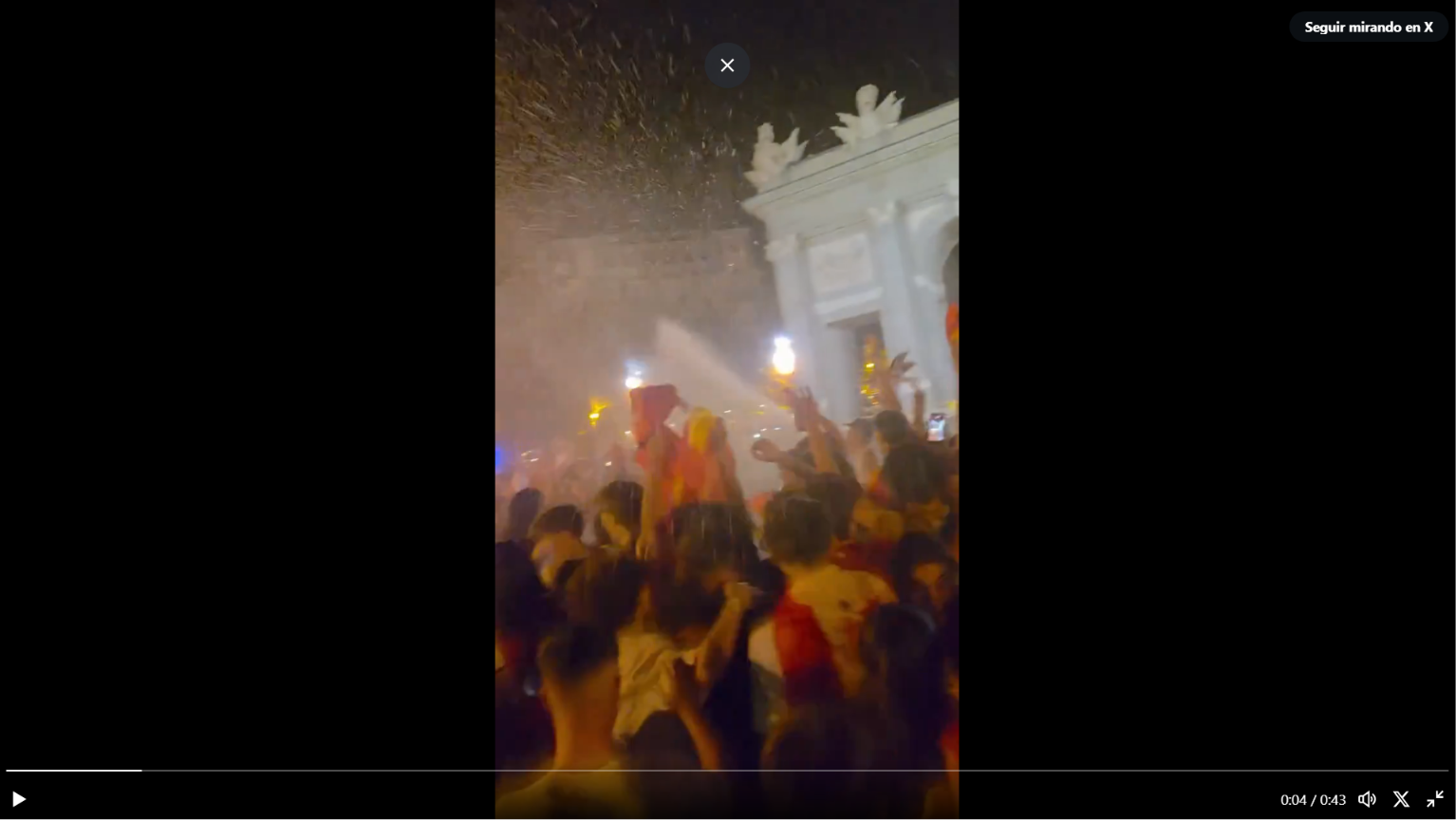 España vuelve a levantar la Copa: así fue la eufórica celebración en Madrid
