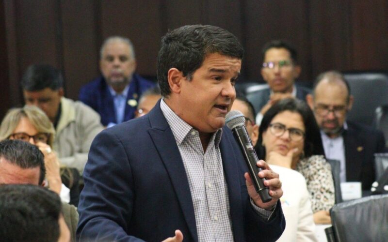 Diputado Romero rechaza comentarios de Trump sobre Venezuela