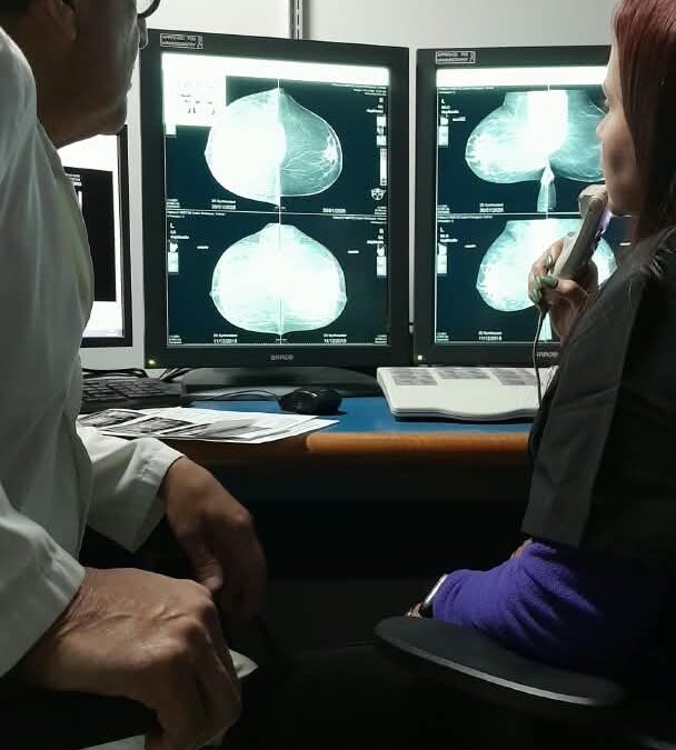 Especialistas en Mastología destacan que el diagnóstico temprano marca la diferencia entre un hallazgo precoz y una lesión avanzada de Cáncer de mama